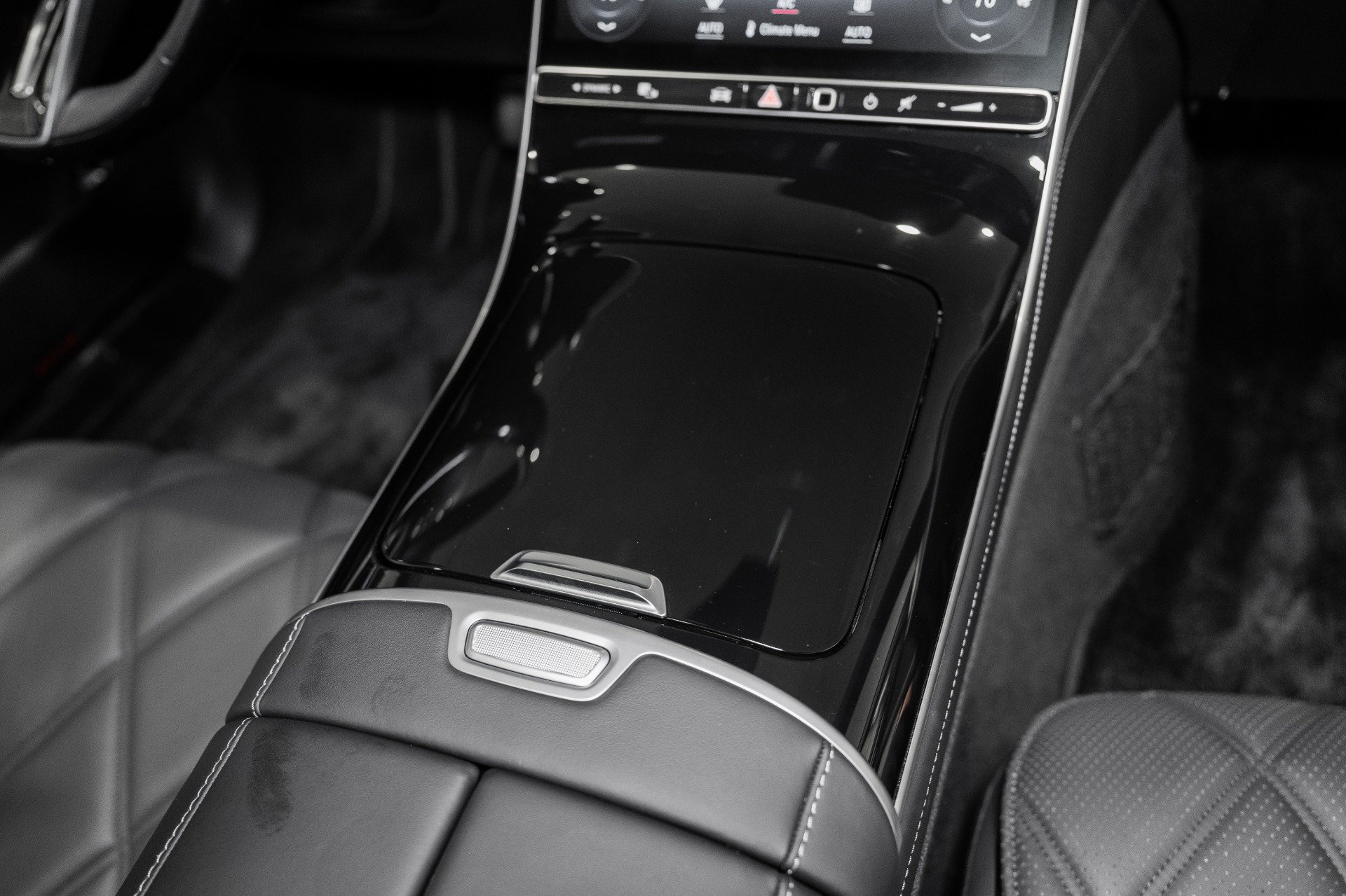Used 2024 Mercedes-Benz Maybach S 580 4MATIC image 48