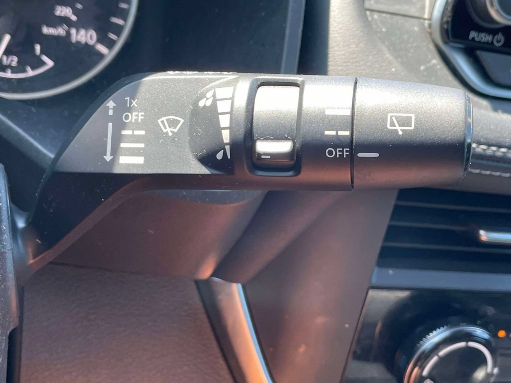 Used 2023 Nissan Rogue S AWD/4WD image 25