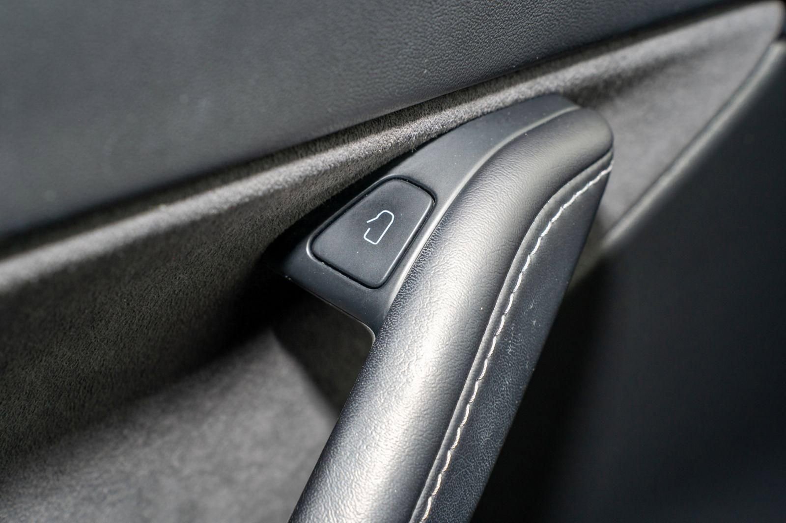 Used 2022 Tesla Model Y Performance image 26