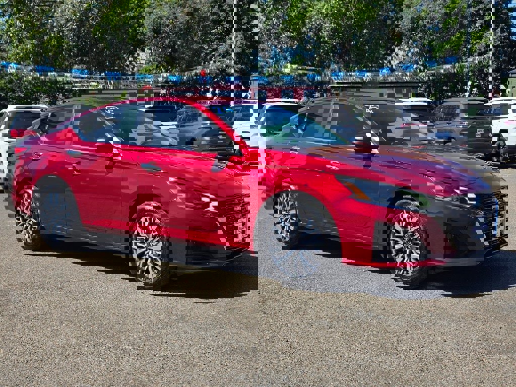 Used 2024 Nissan Altima 2.5 SV image 30