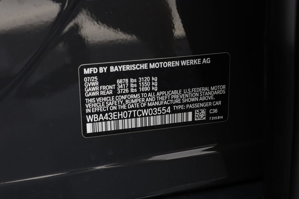 Used 2026 BMW 750e xDrive w/ Executive Package AWD/4WD image 28