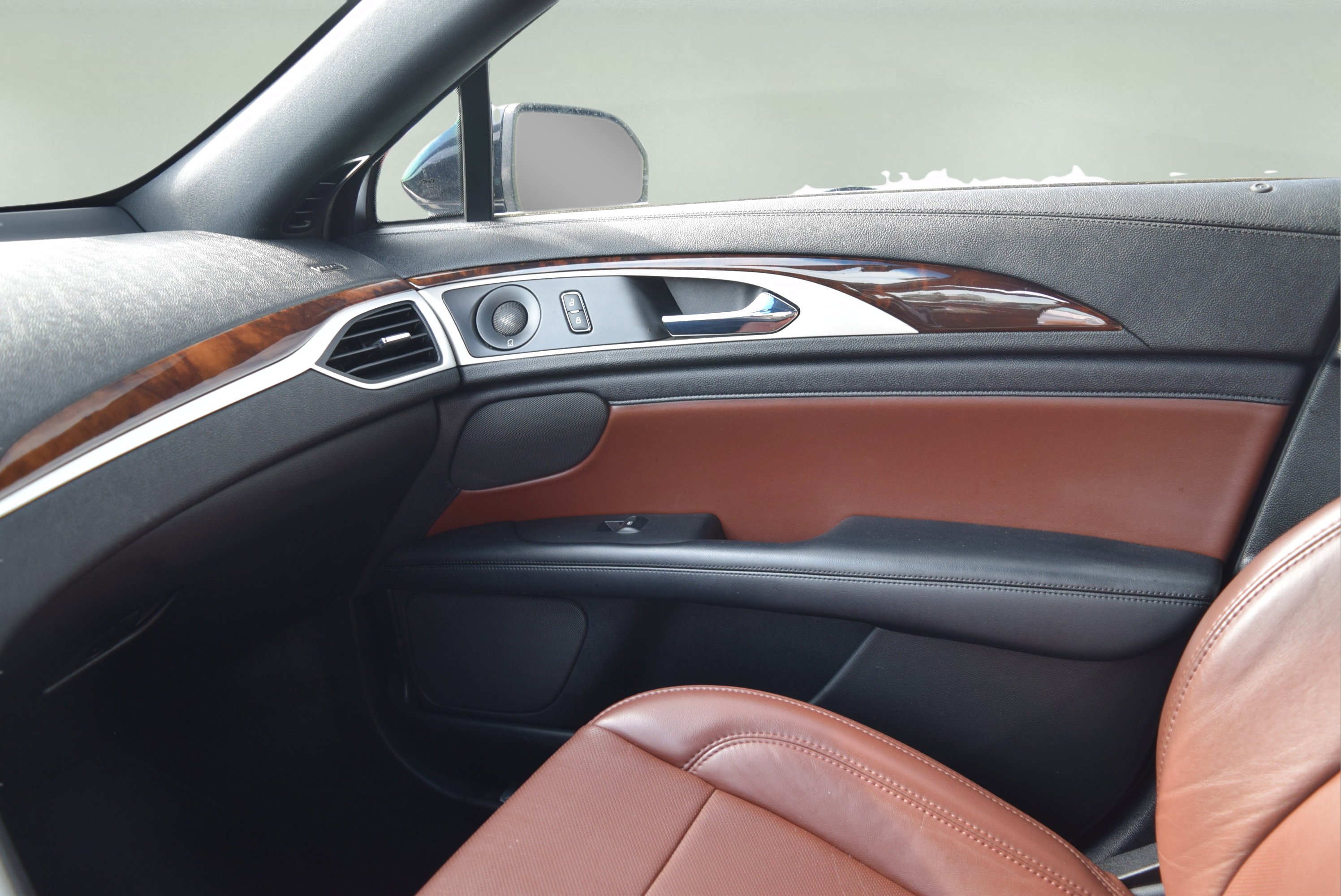 Used 2020 Lincoln MKZ Reserve AWD/4WD image 17