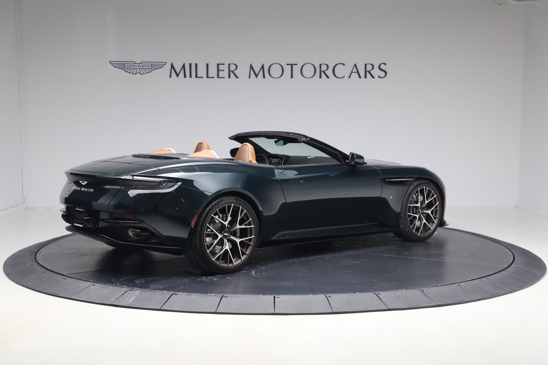 New 2026 Aston Martin DB12 Convertible RWD image 8