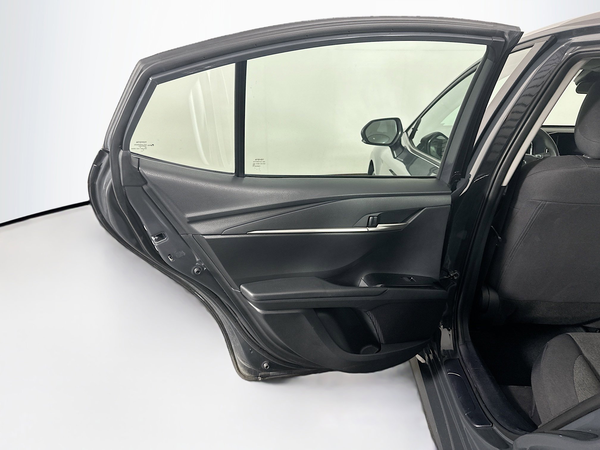 Used 2025 Toyota Camry LE image 26