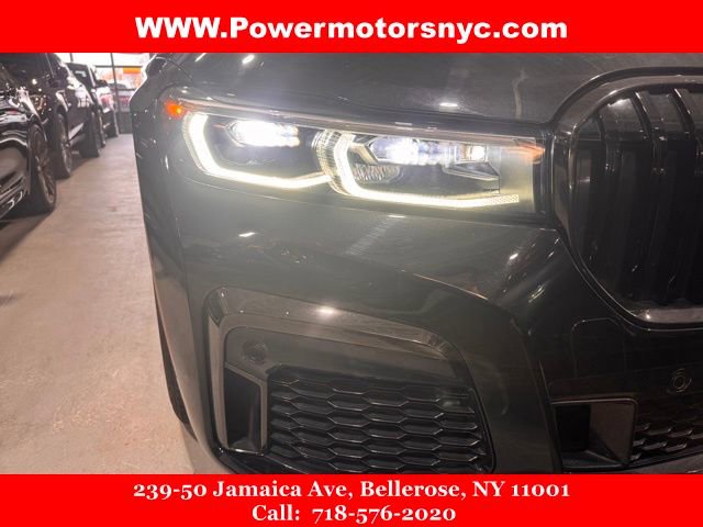 Used 2020 BMW 740i w/ M Sport Package image 7