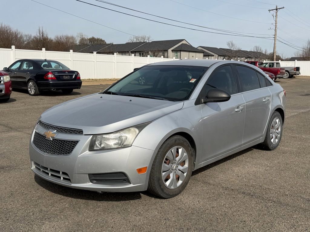 Used 2012 Chevrolet Cruze LS w/ Connectivity Package image 11