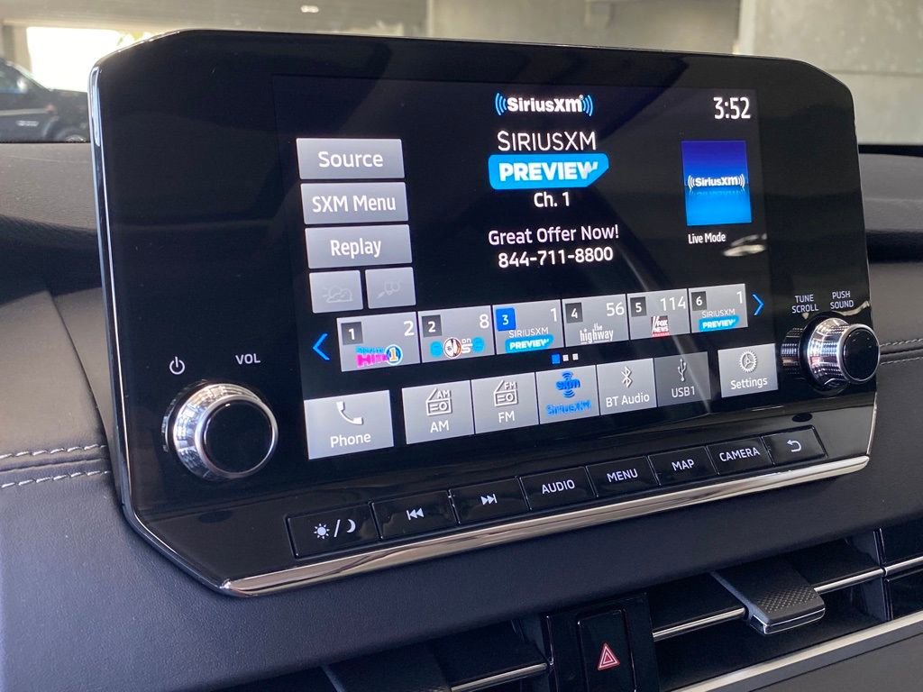 New 2023 Mitsubishi Outlander SEL image 16