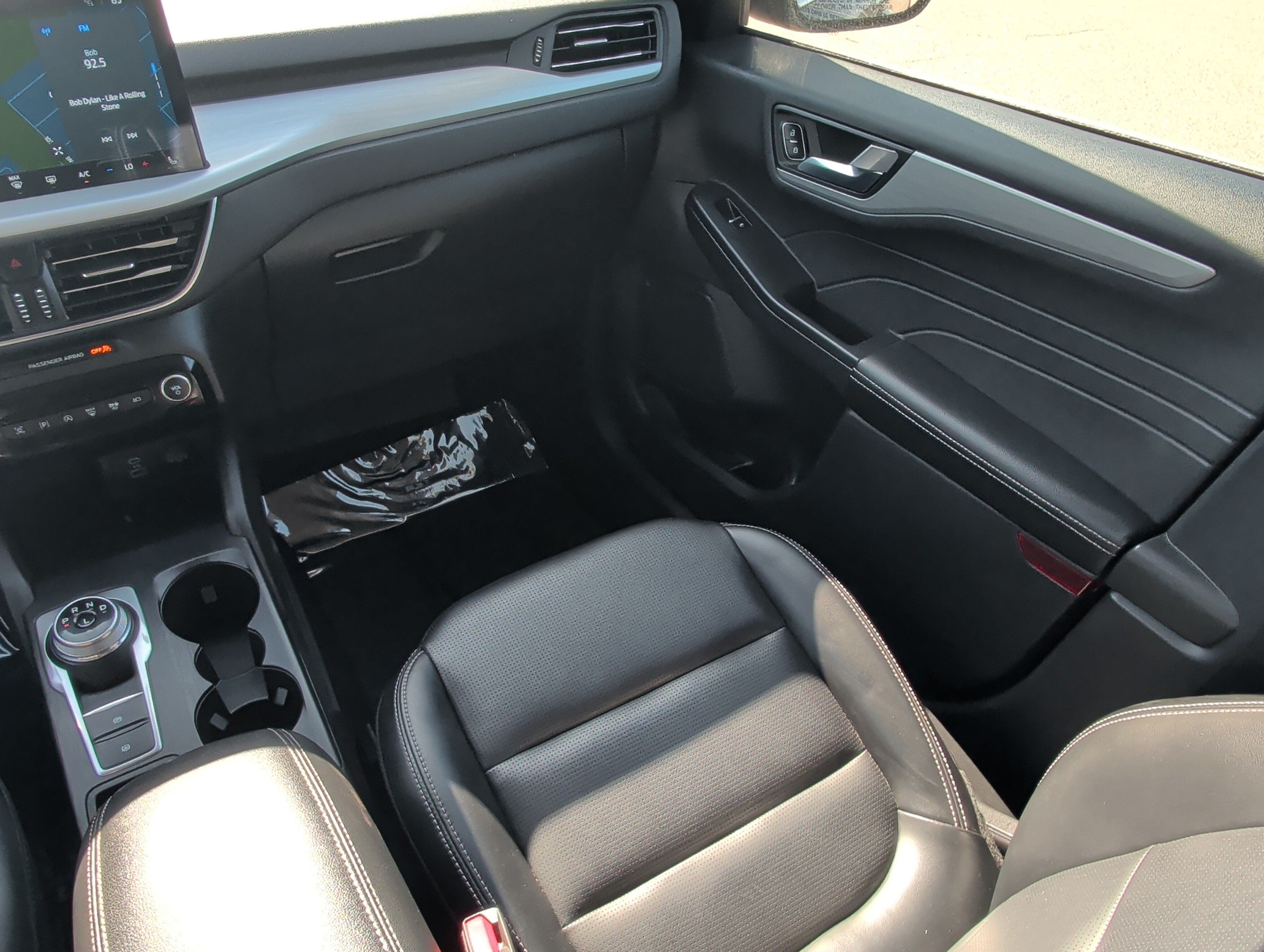 Used 2023 Ford Escape Platinum AWD/4WD image 12