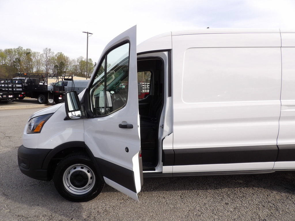 Used 2024 Ford Transit 250 148 Medium Roof w/ Load Area Protection Package RWD image 13