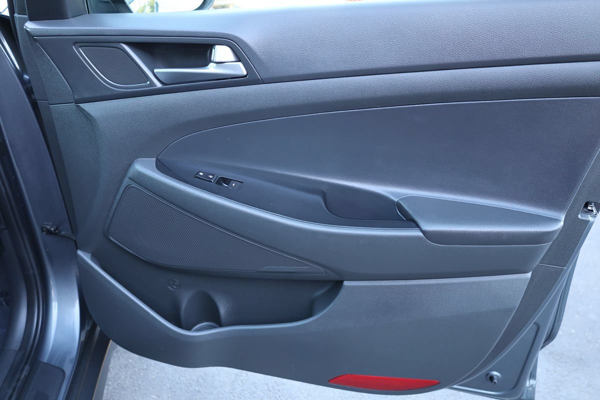 Used 2017 Hyundai Tucson Night FWD image 16
