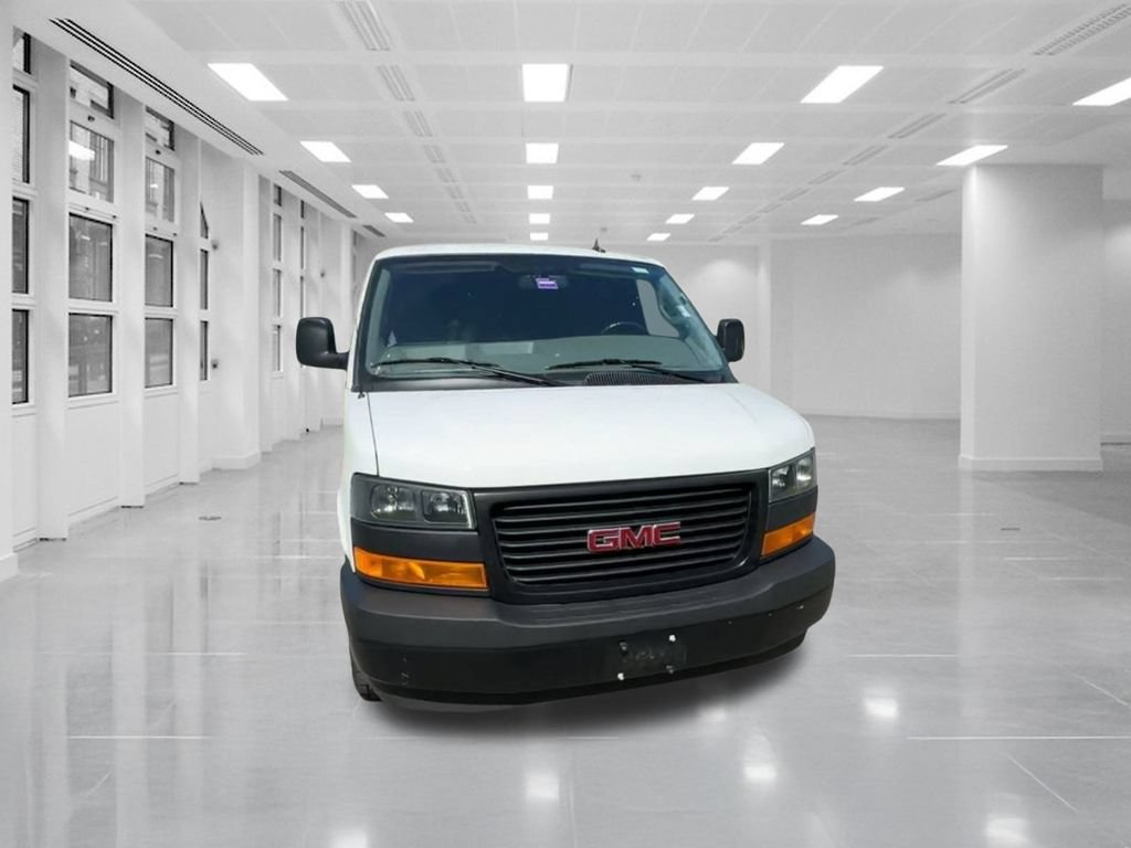 Used 2023 GMC Savana 2500 w/ Driver Convenience Package RWD image 2