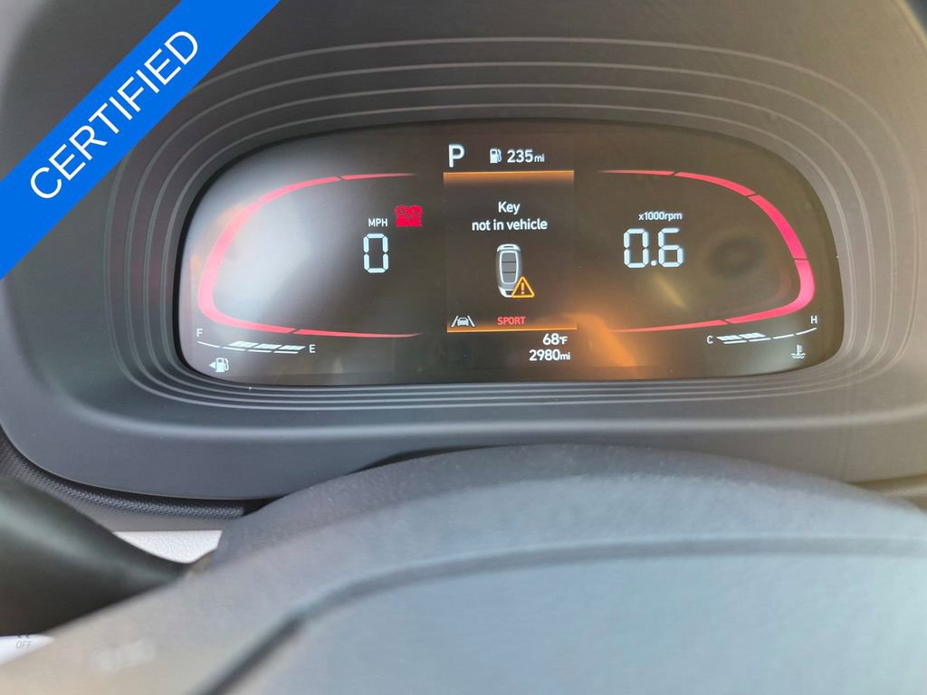 Used 2025 Hyundai Venue Limited image 14