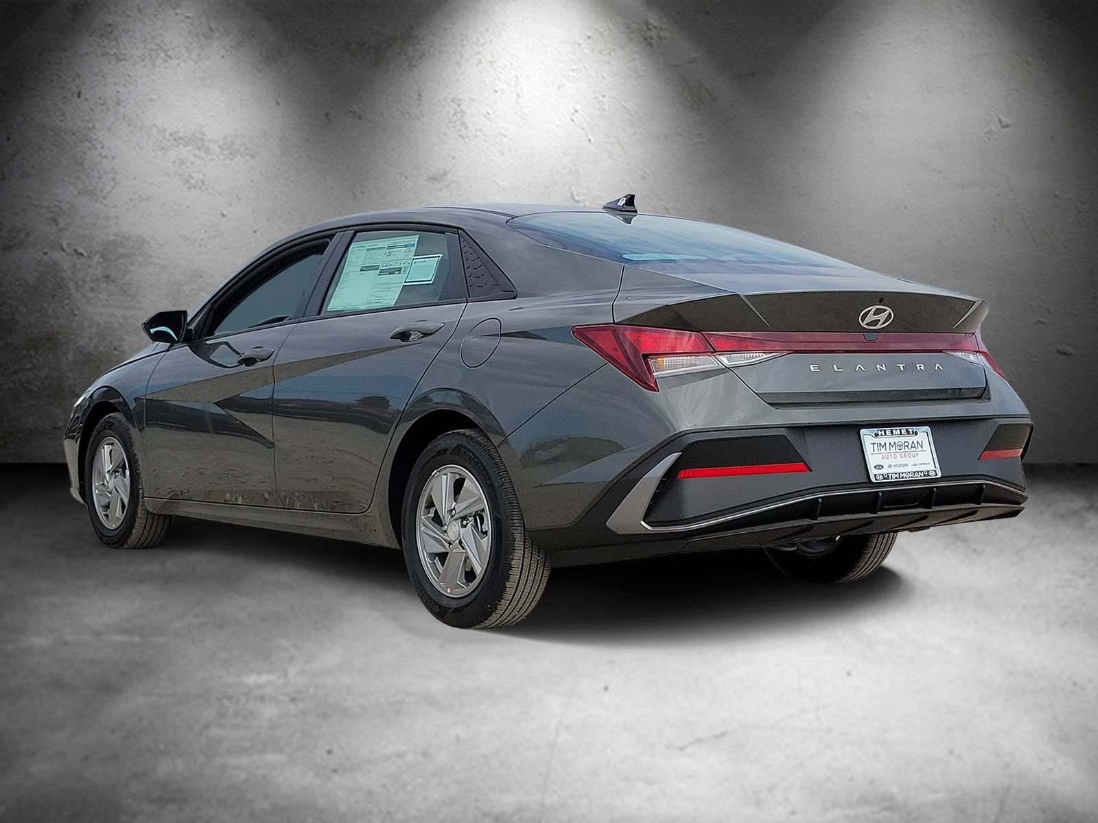 New 2026 Hyundai Elantra SE FWD image 4