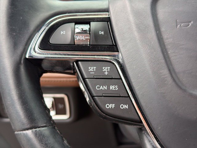 Certified 2023 Lincoln Nautilus Reserve FWD image 24