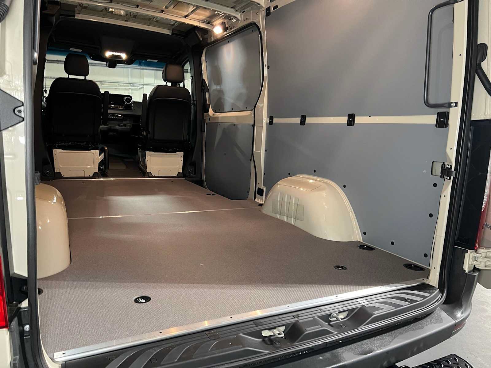New 2025 Mercedes-Benz Sprinter 2500 image 19