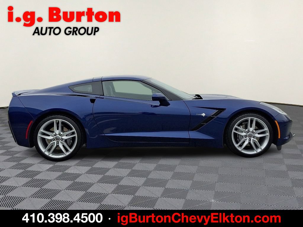 Used 2019 Chevrolet Corvette Stingray Coupe w/ 1LT image 7
