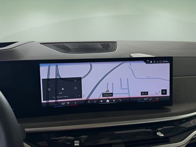 Used 2024 BMW X7 xDrive40i w/ Executive Package image 23