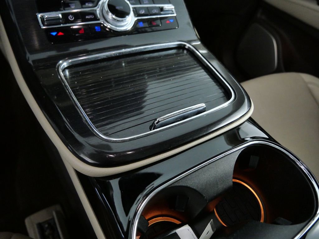 Certified 2022 Lincoln Nautilus Reserve w/ Equipment Group 202A image 23