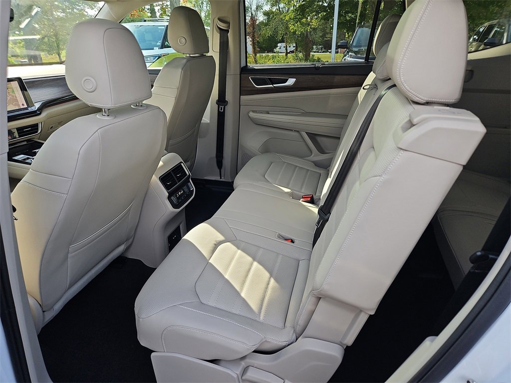 New 2026 Volkswagen Atlas SEL image 24