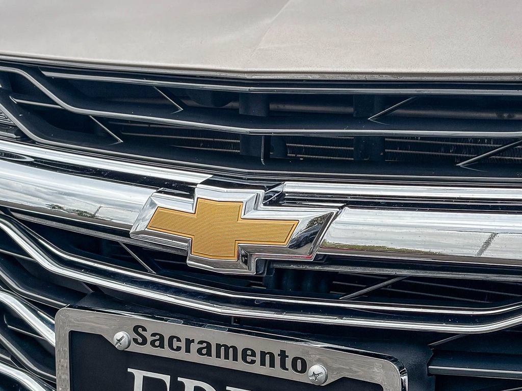 Used 2025 Chevrolet Malibu LT FWD image 13