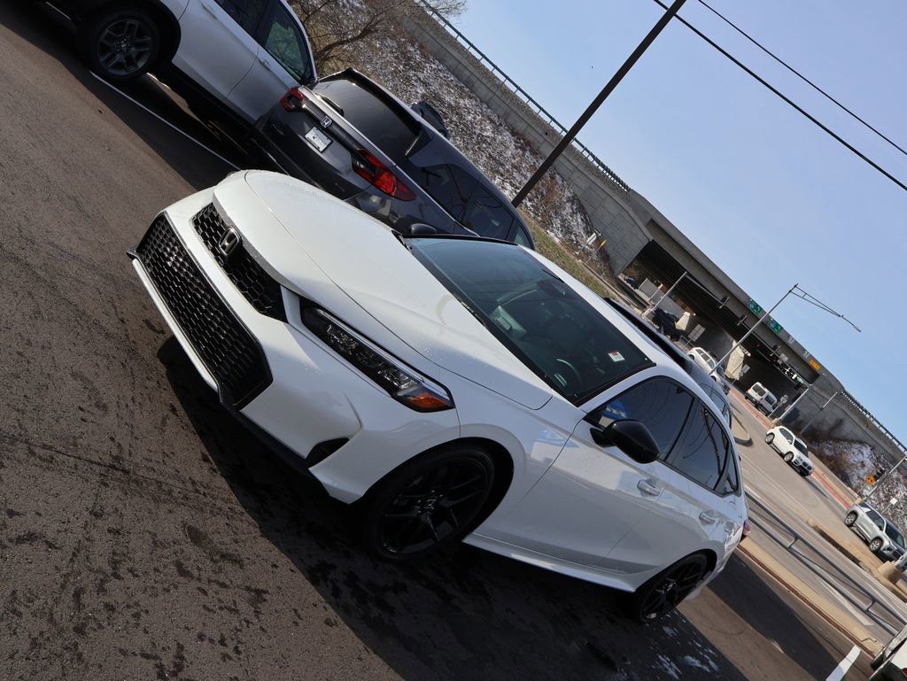 Certified 2025 Honda Civic Sport image 3