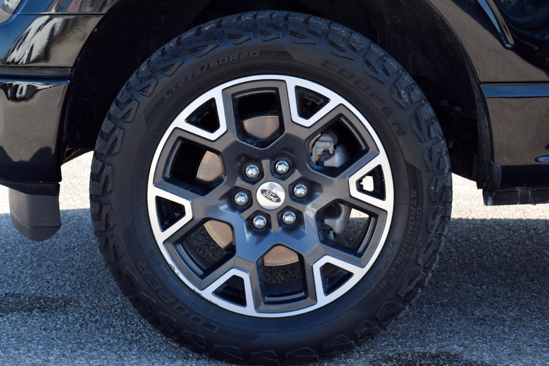 Used 2024 Ford F150 STX AWD/4WD image 26