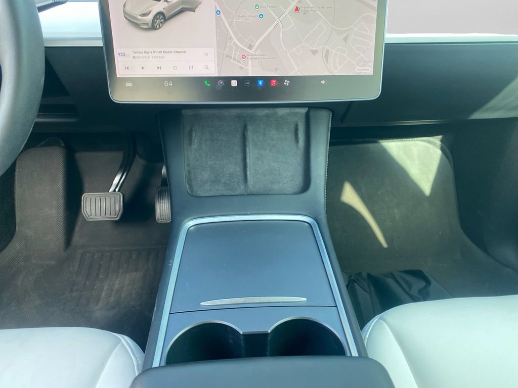 Used 2021 Tesla Model Y Long Range AWD/4WD image 17