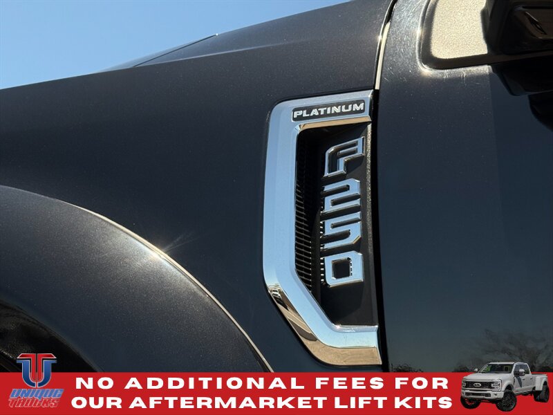 Used 2020 Ford F250 Platinum w/ FX4 Off-Road Package AWD/4WD image 17