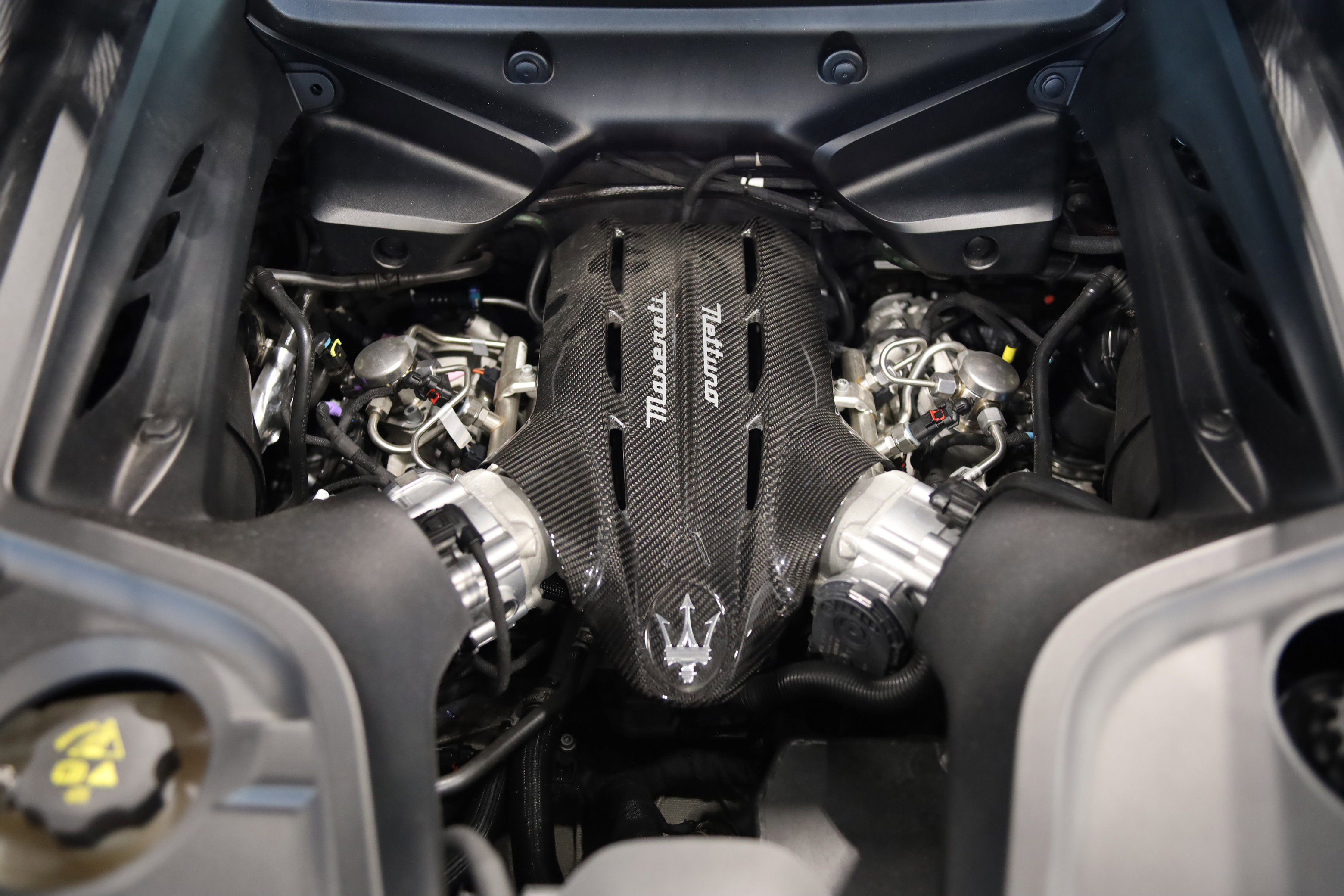 Used 2022 Maserati MC20 Coupe RWD image 39