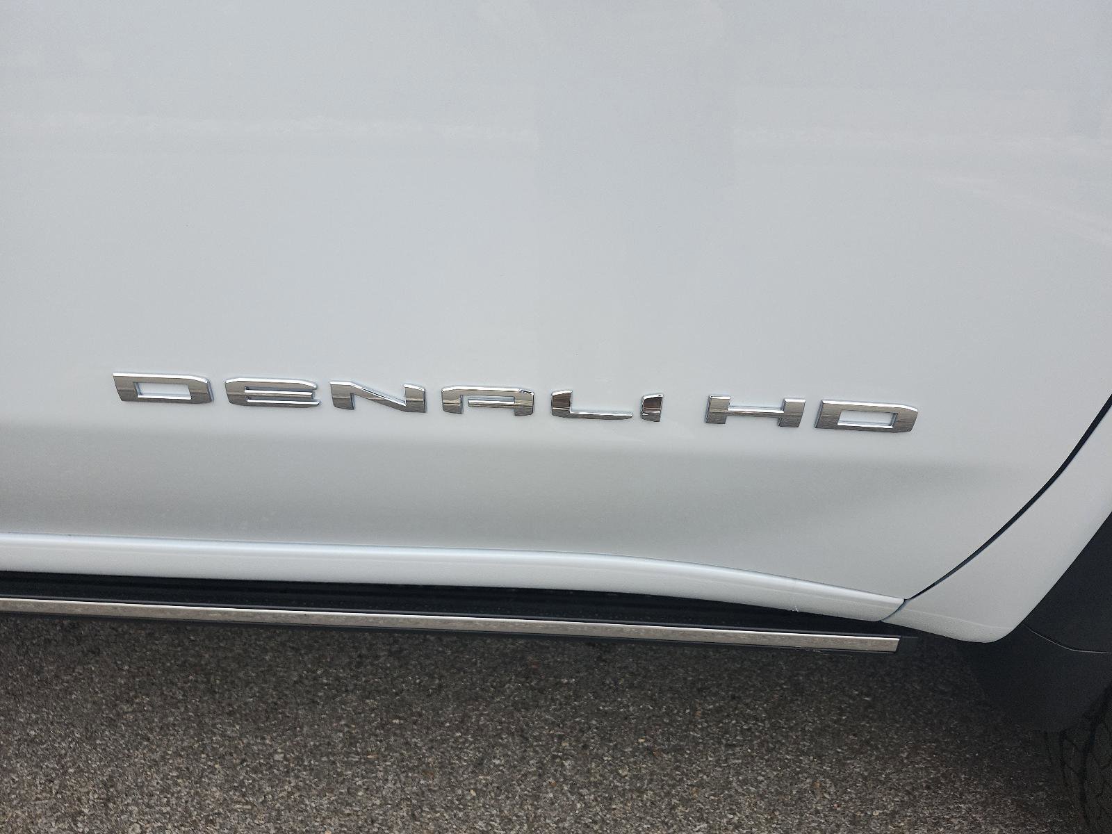 New 2026 GMC Sierra 2500 Denali Ultimate image 9