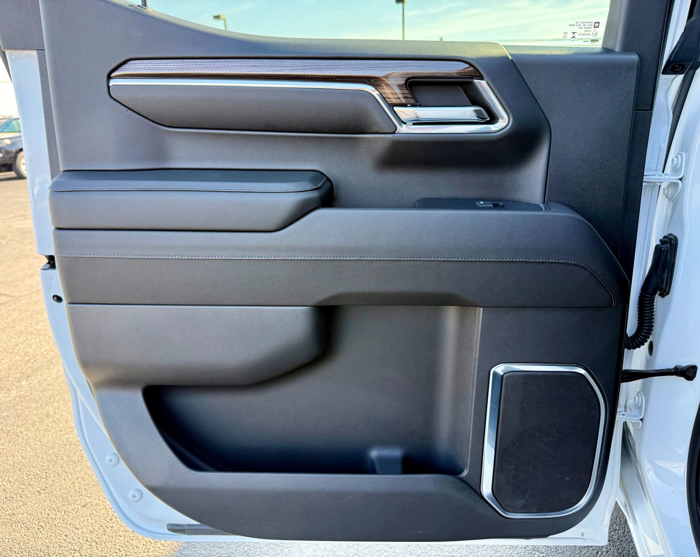 Used 2024 Chevrolet Silverado 1500 RST image 34