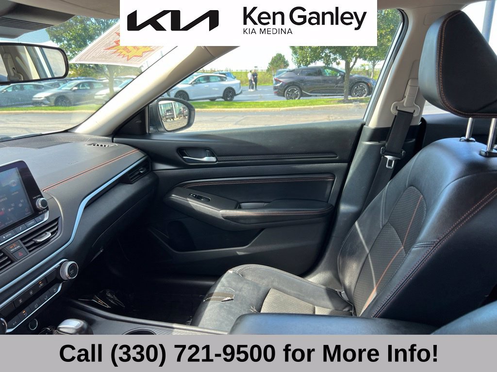 Used 2020 Nissan Altima 2.5 SR FWD image 38