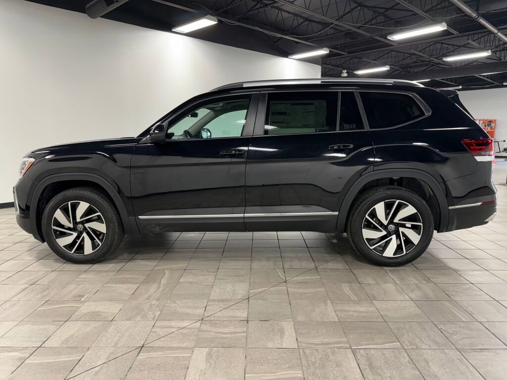 New 2026 Volkswagen Atlas SEL image 4