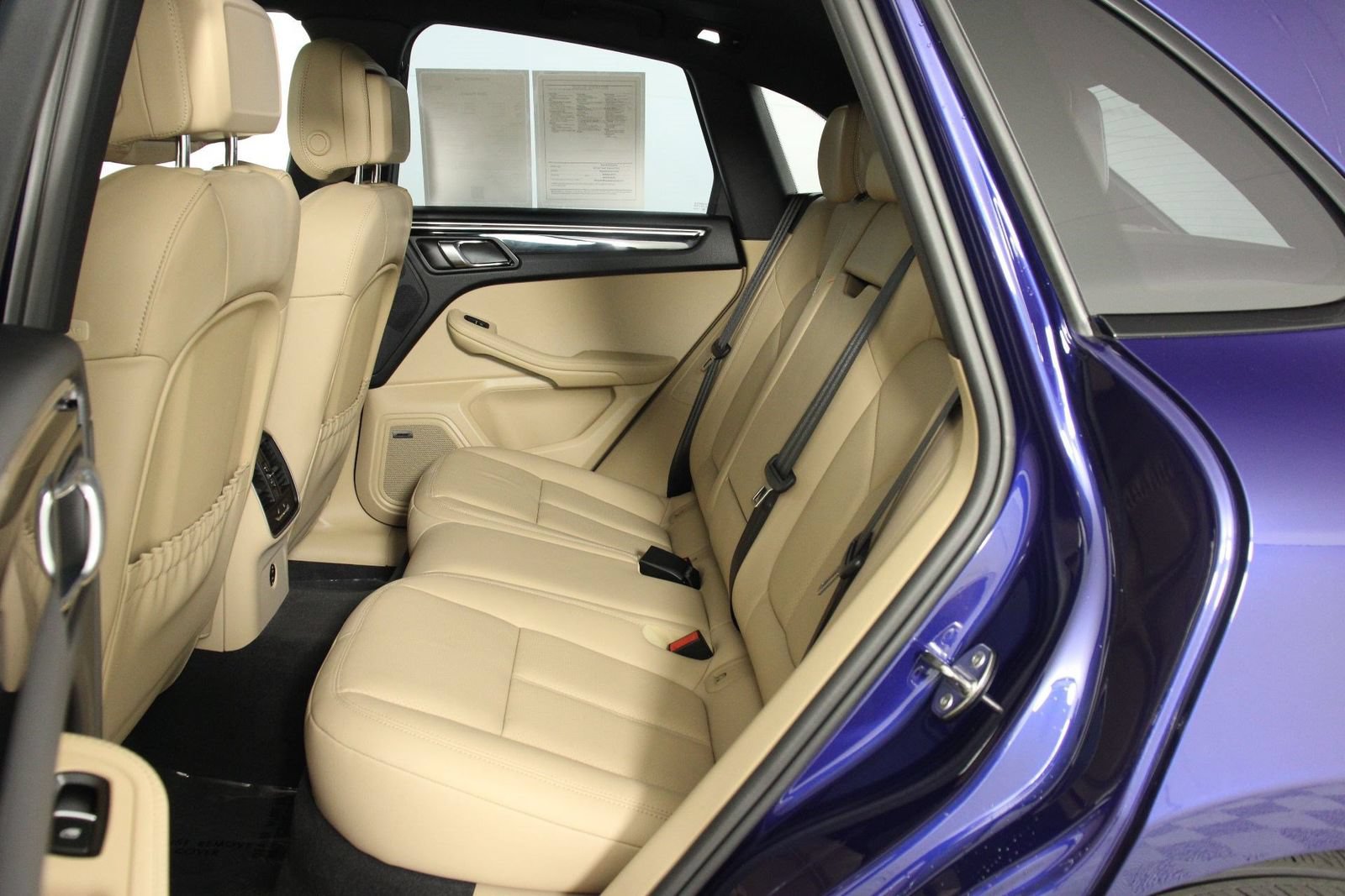 Certified 2026 Porsche Macan S AWD/4WD image 33