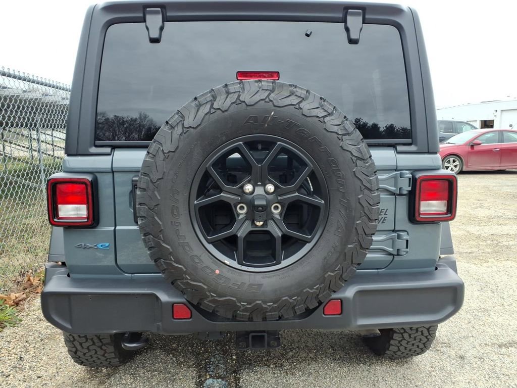 Used 2025 Jeep Wrangler Unlimited Sport S 4xe image 8