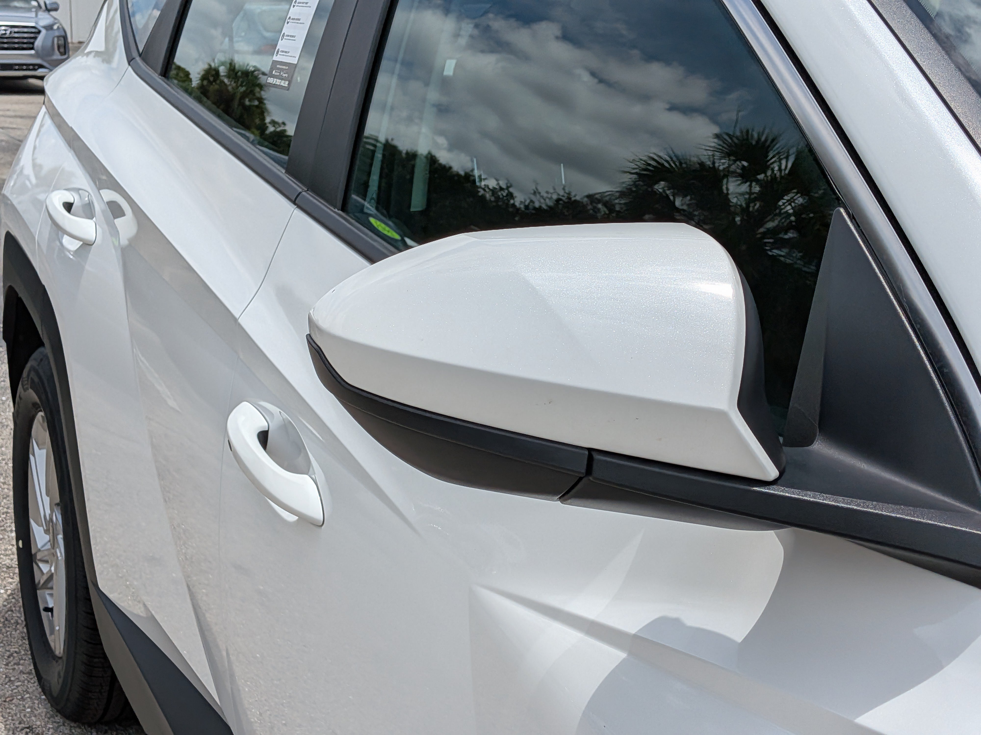 Used 2025 Hyundai Tucson SE FWD image 12