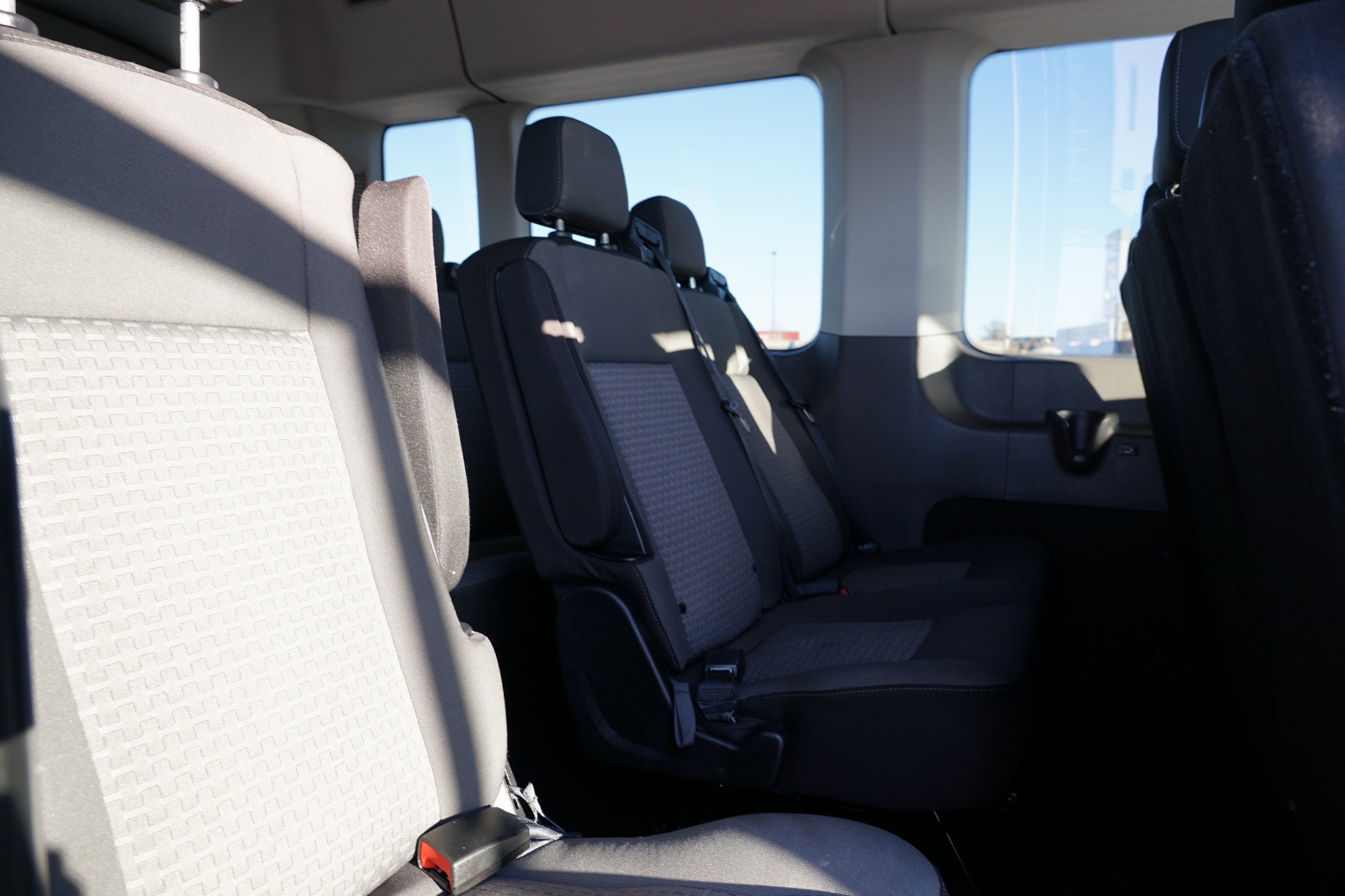 Used 2020 Ford Transit 350 XLT image 18