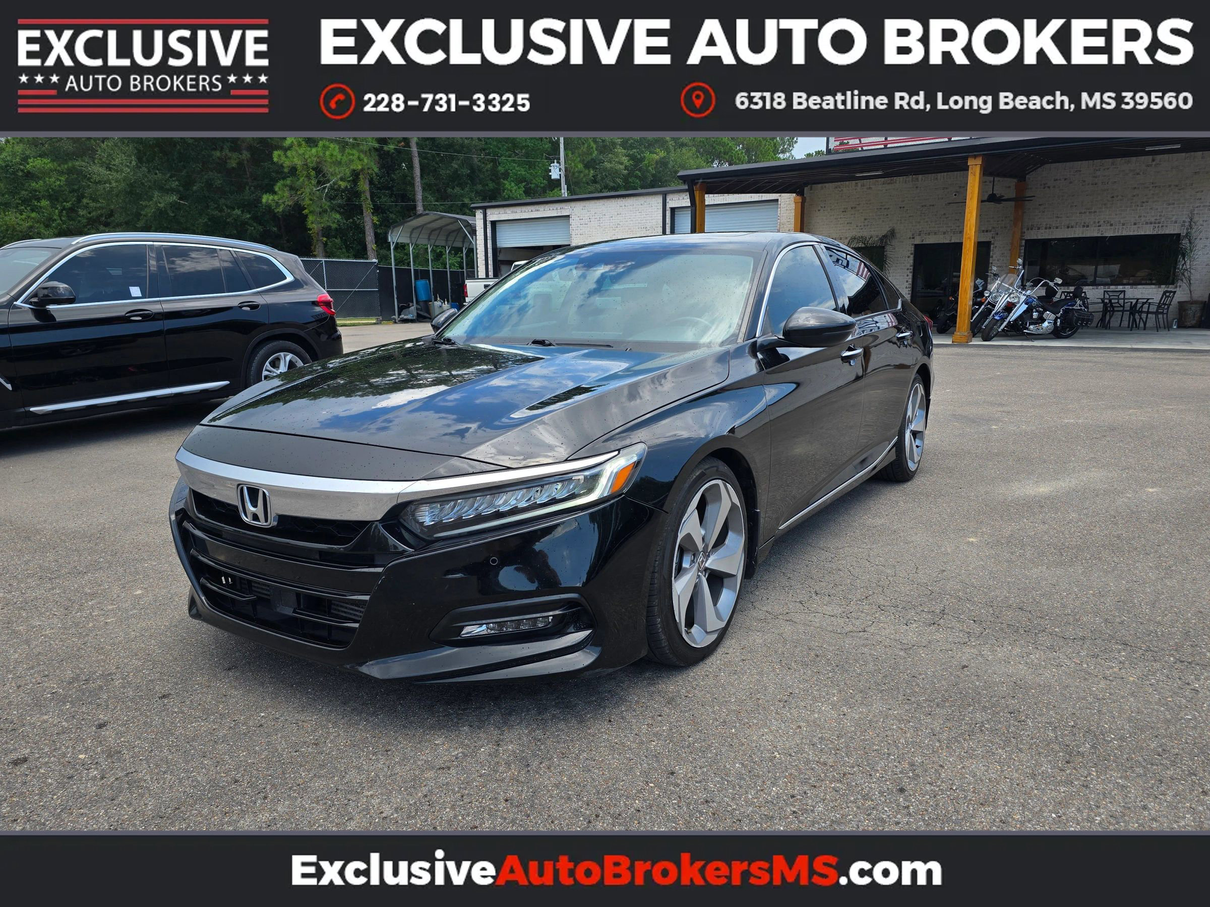 Used 2018 Honda Accord Touring image 3