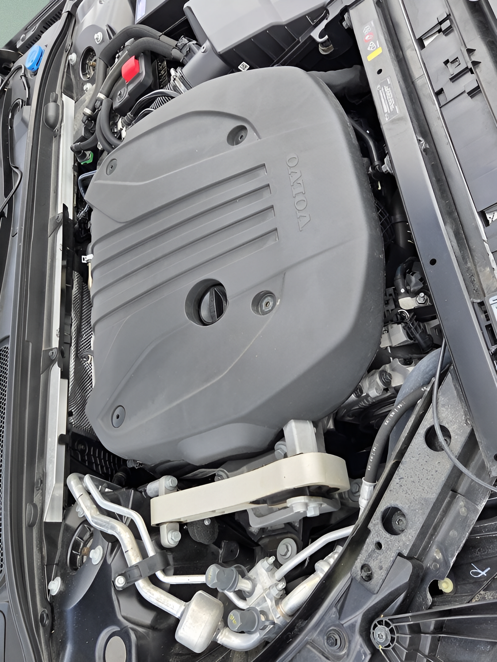 Used 2024 Volvo S60 B5 Plus FWD image 18