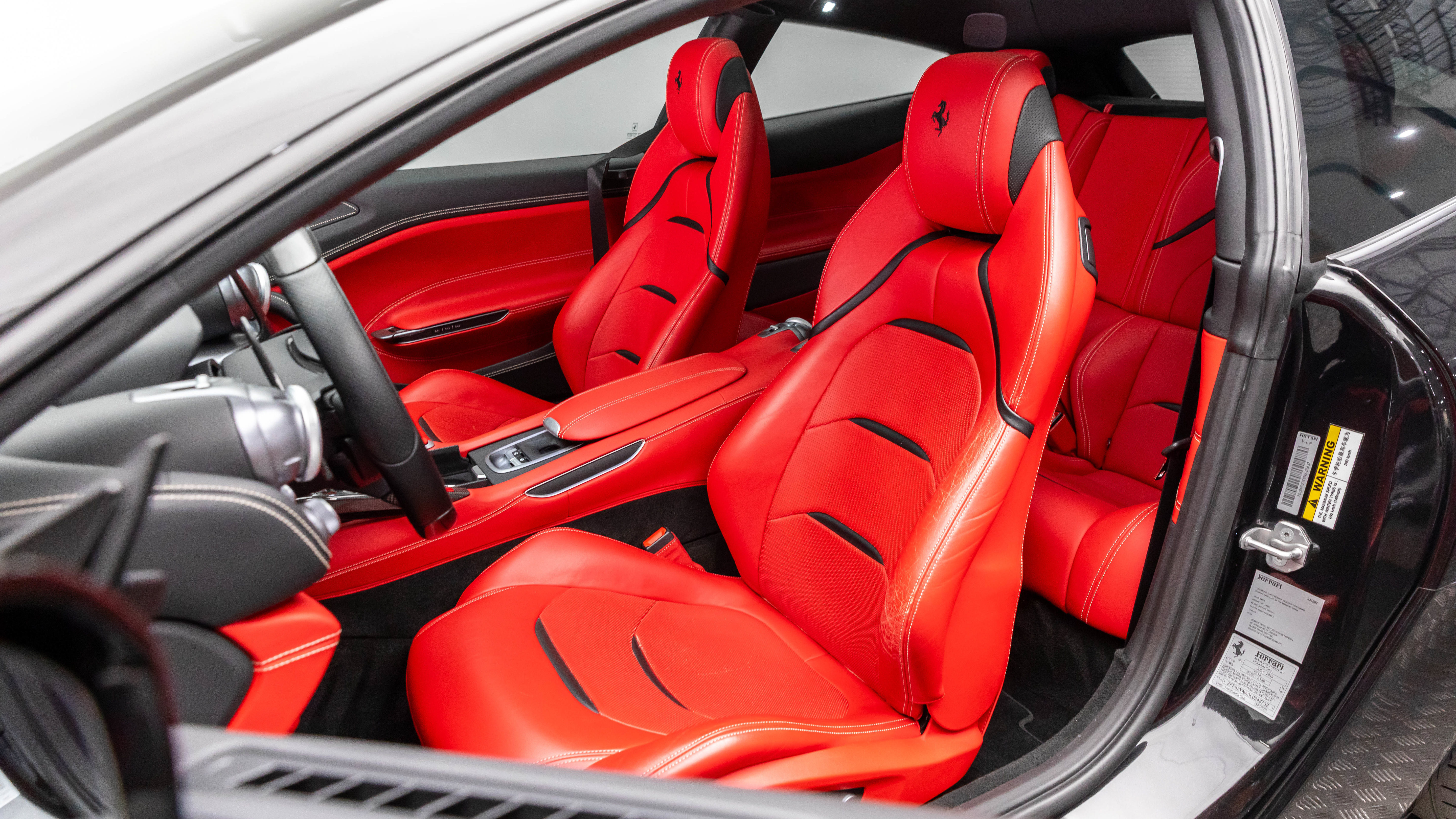 Used 2020 Ferrari GTC4Lusso T RWD image 23