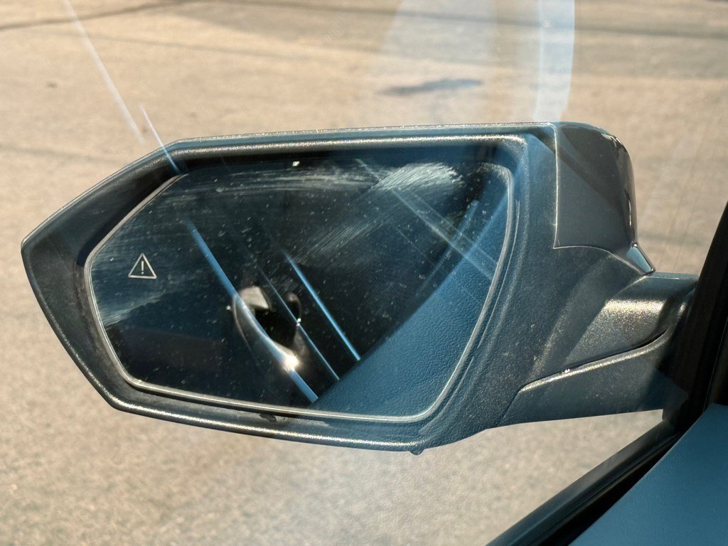 Used 2023 Hyundai Elantra SEL w/ Convenience Package image 34