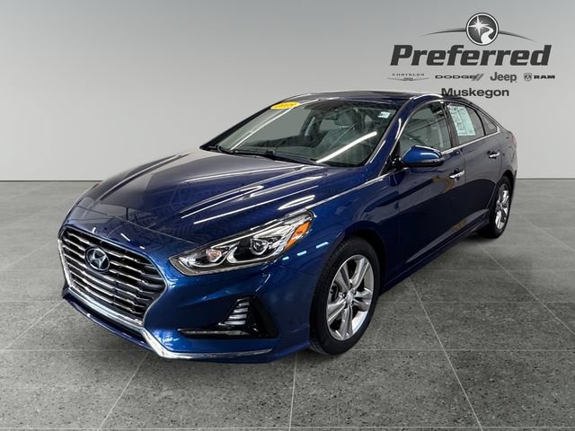 Used 2018 Hyundai Sonata Limited w/ Cargo Package FWD image 10