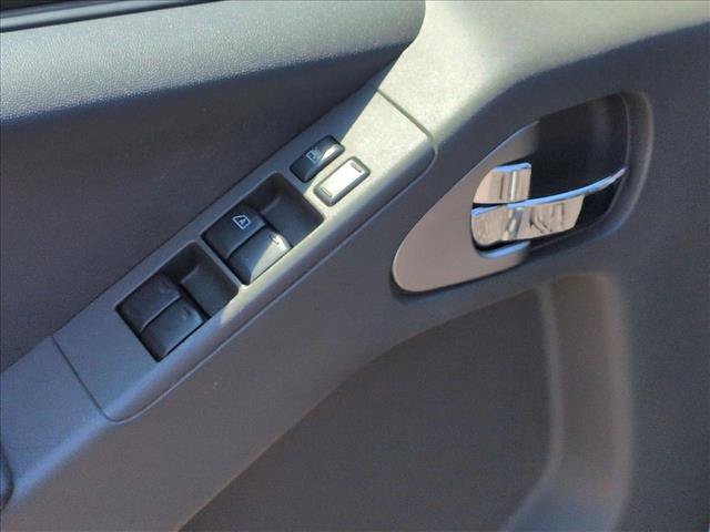 Used 2019 Nissan Frontier PRO-4X AWD/4WD image 12