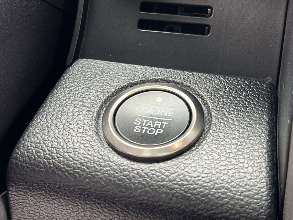 Used 2017 Ford F150 Raptor w/ Equipment Group 802A Luxury image 31