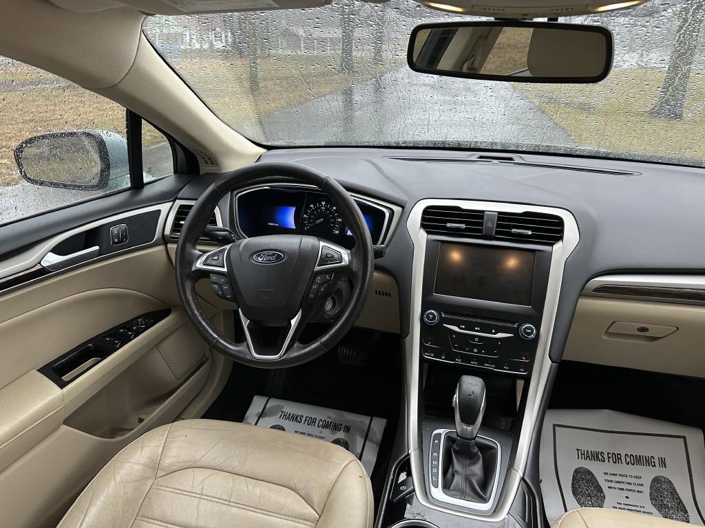 Used 2013 Ford Fusion SE image 11
