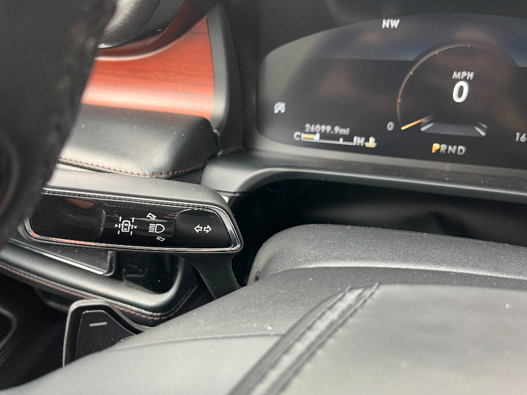 Used 2023 Lincoln Aviator Reserve AWD/4WD image 48