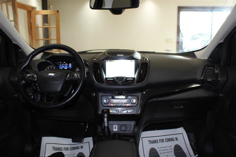 Used 2017 Ford Escape Titanium AWD/4WD image 16