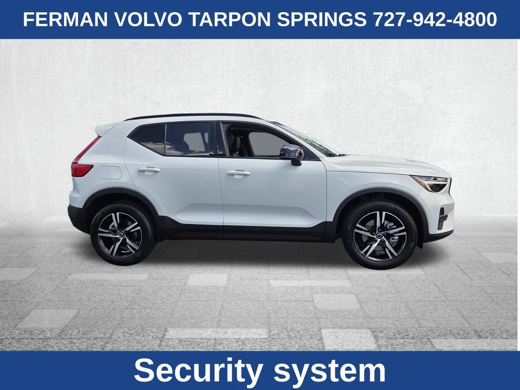 New 2026 Volvo XC40 B5 Core AWD/4WD image 12