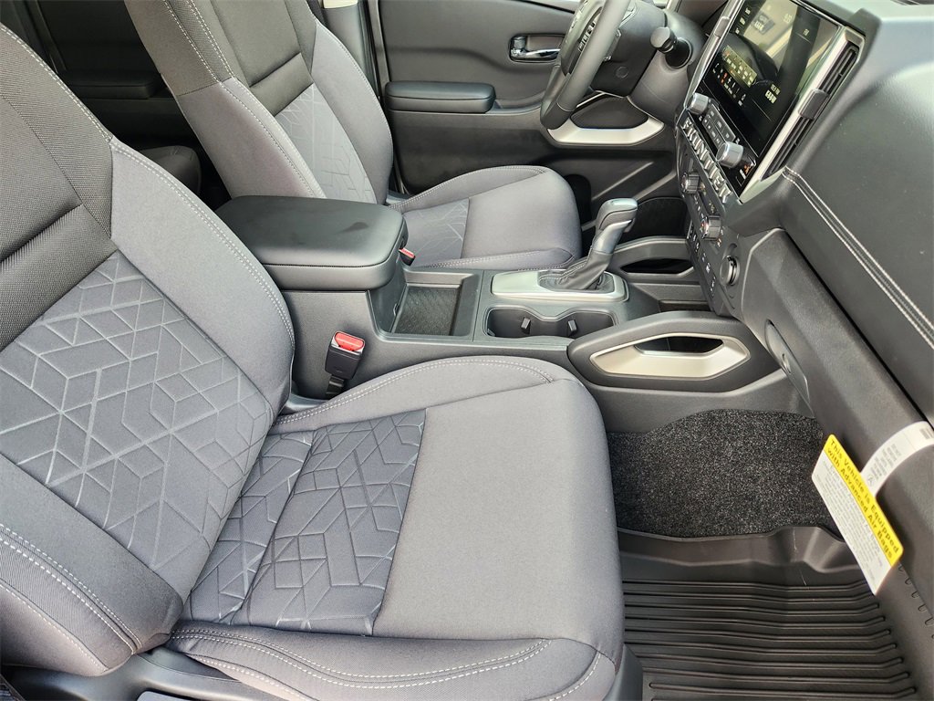 New 2025 Nissan Frontier SV w/ SV Convenience Package image 9