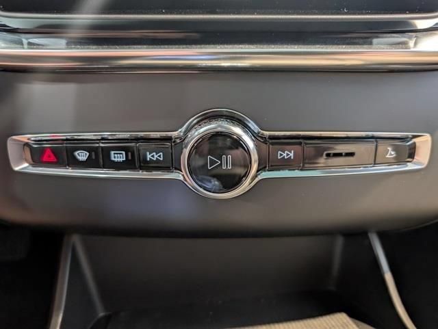 New 2026 Volvo XC90 B6 Ultra w/ Lounge Package AWD/4WD image 21